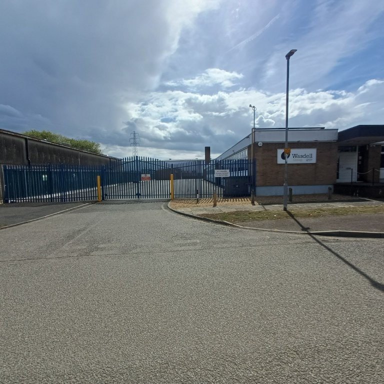 Industrial Unit in Denington Industrial Estate - photo 2