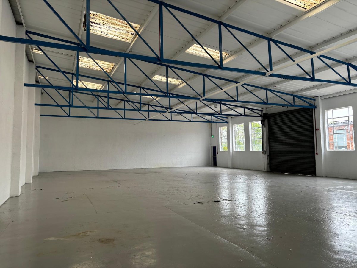 Industrial Unit in Hitchin - photo 2