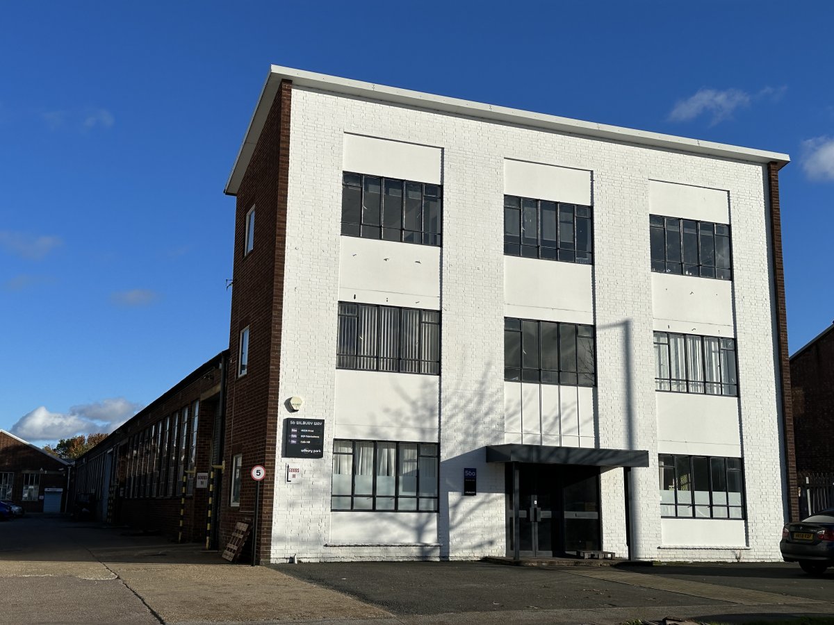 Industrial in Hitchin