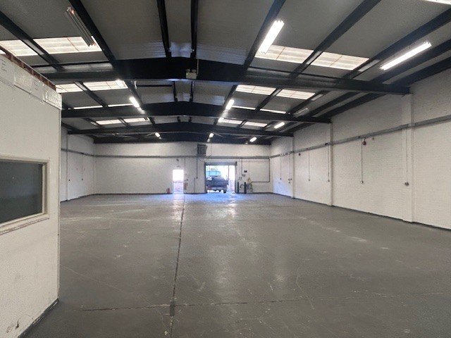 Industrial Unit in Stevenage - photo 2