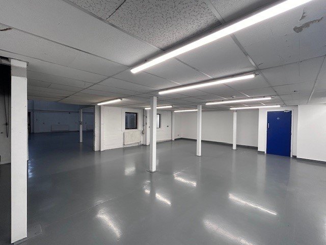 Industrial Unit in Hitchin - photo 3