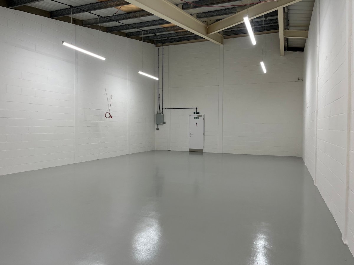 Industrial Unit in Letchworth - photo 2
