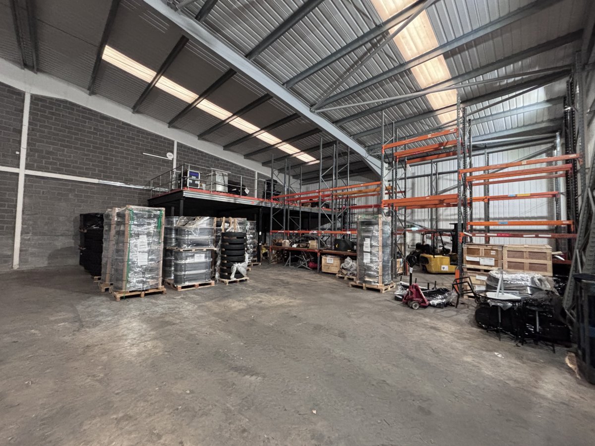 Industrial Unit in Loughborough - photo 3