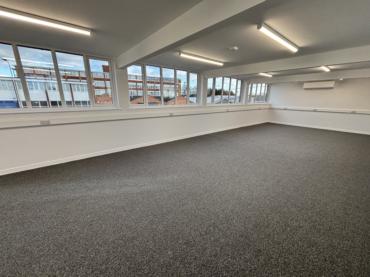 Industrial Unit in Oadby - photo 4