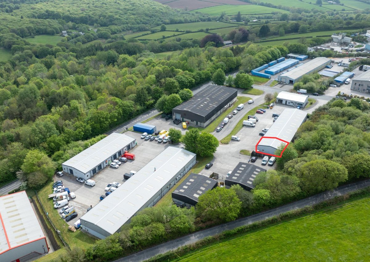 Industrial Unit in Bodmin - photo 2