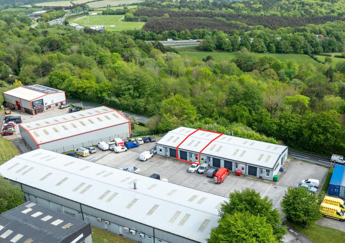 Industrial Unit in Bodmin - photo 2