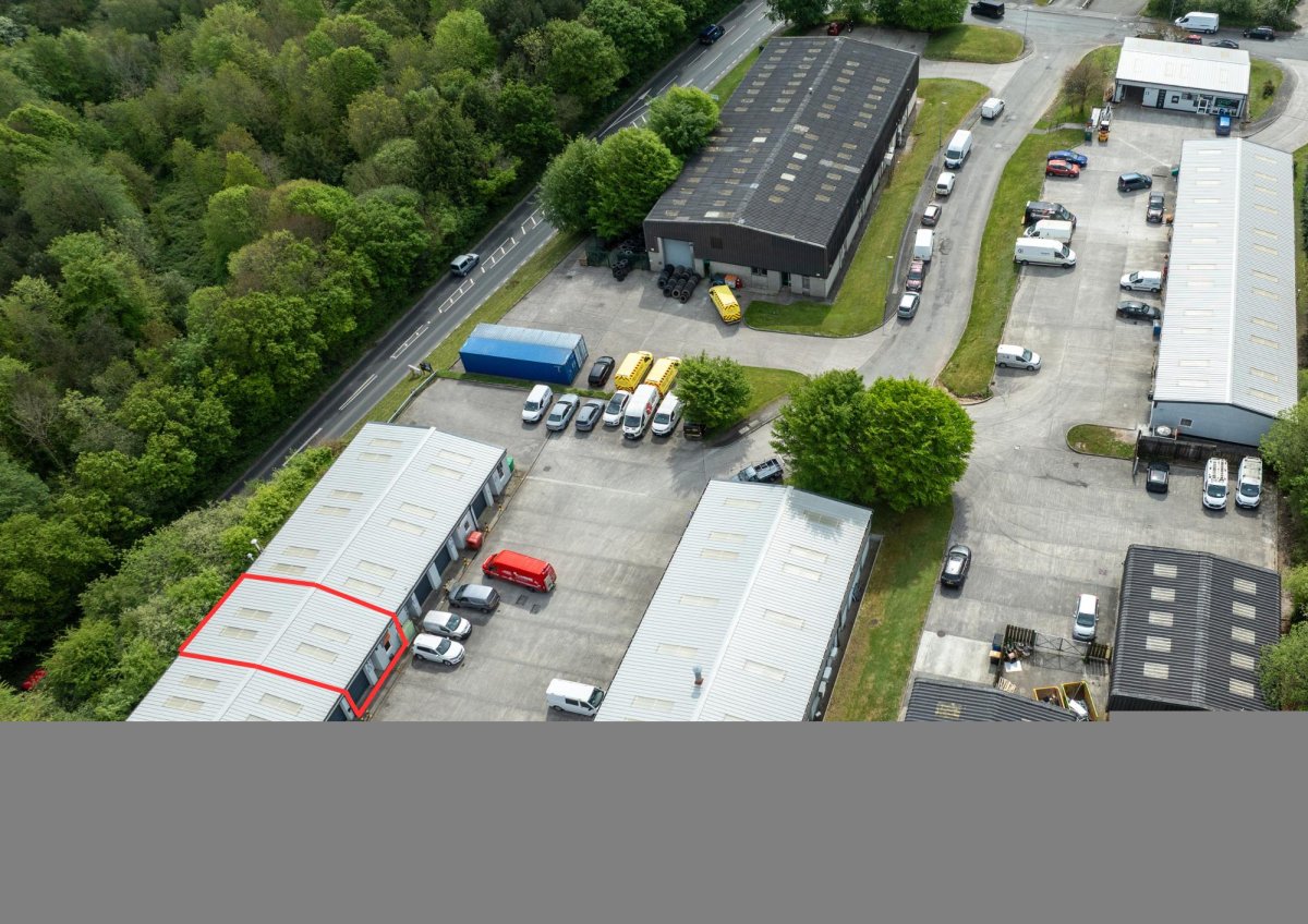 Industrial Unit in Bodmin - photo 3