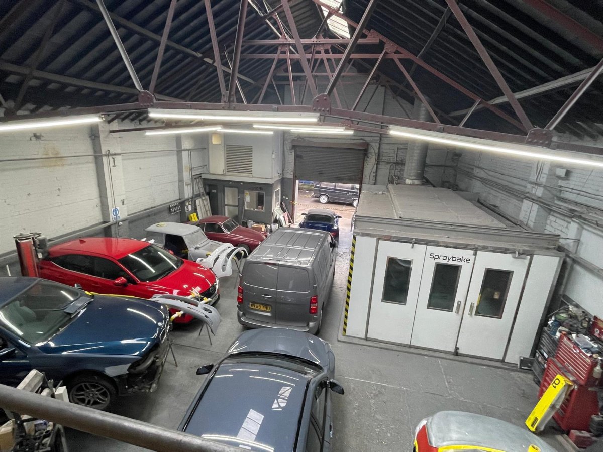 Industrial Unit in Bristol - photo 2