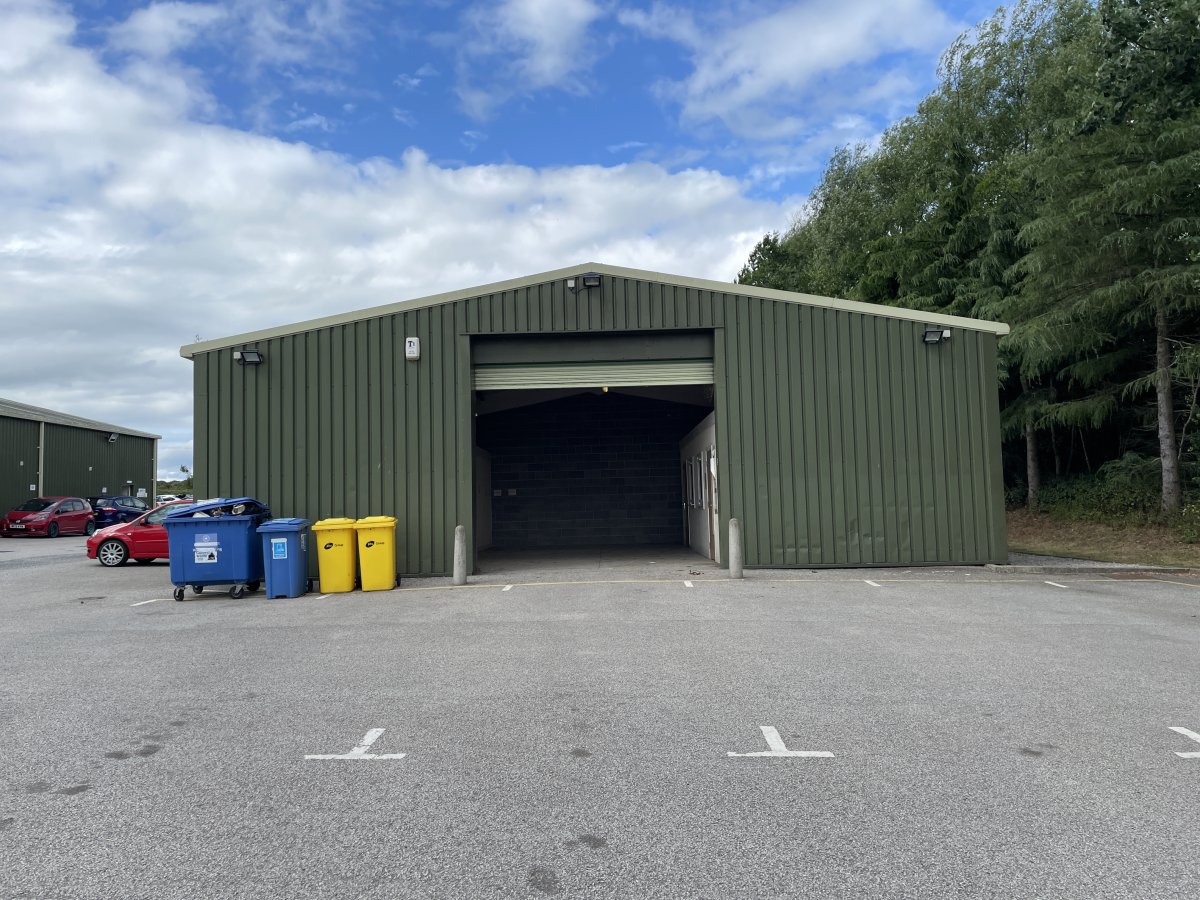 Industrial Unit in Harrogate - photo 4