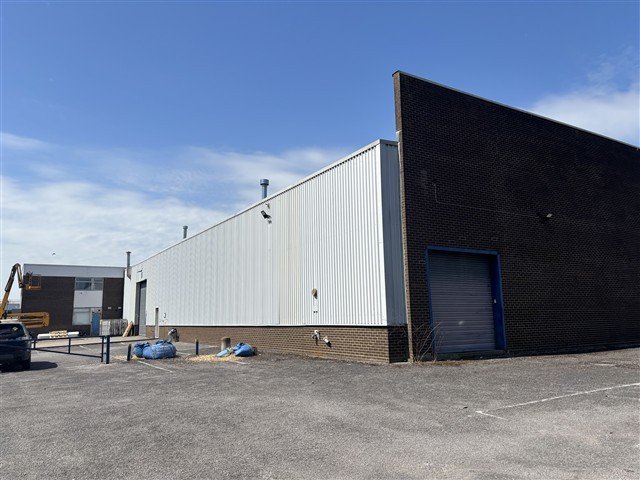 Industrial Unit in Andover - photo 3