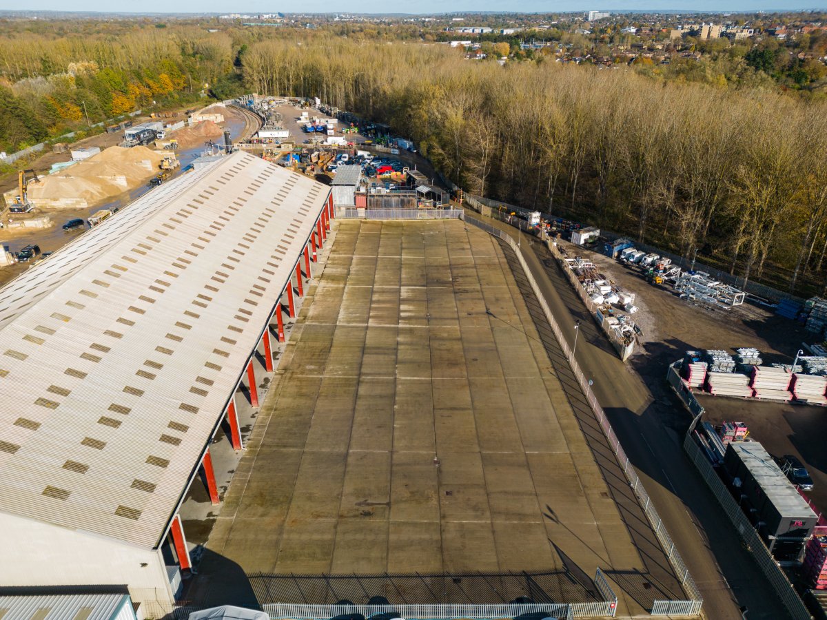 Industrial Unit in Heathrow - photo 4