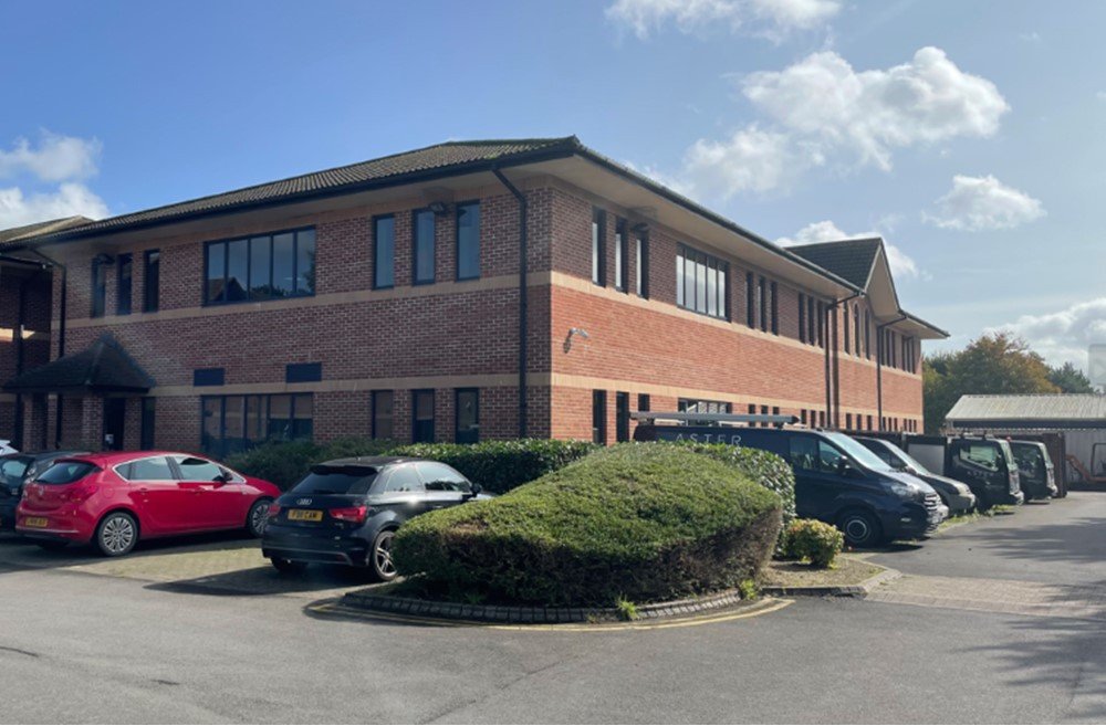 Industrial Unit in Devizes - photo 2