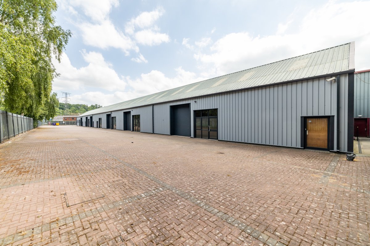 Industrial Unit in Grantham - photo 2