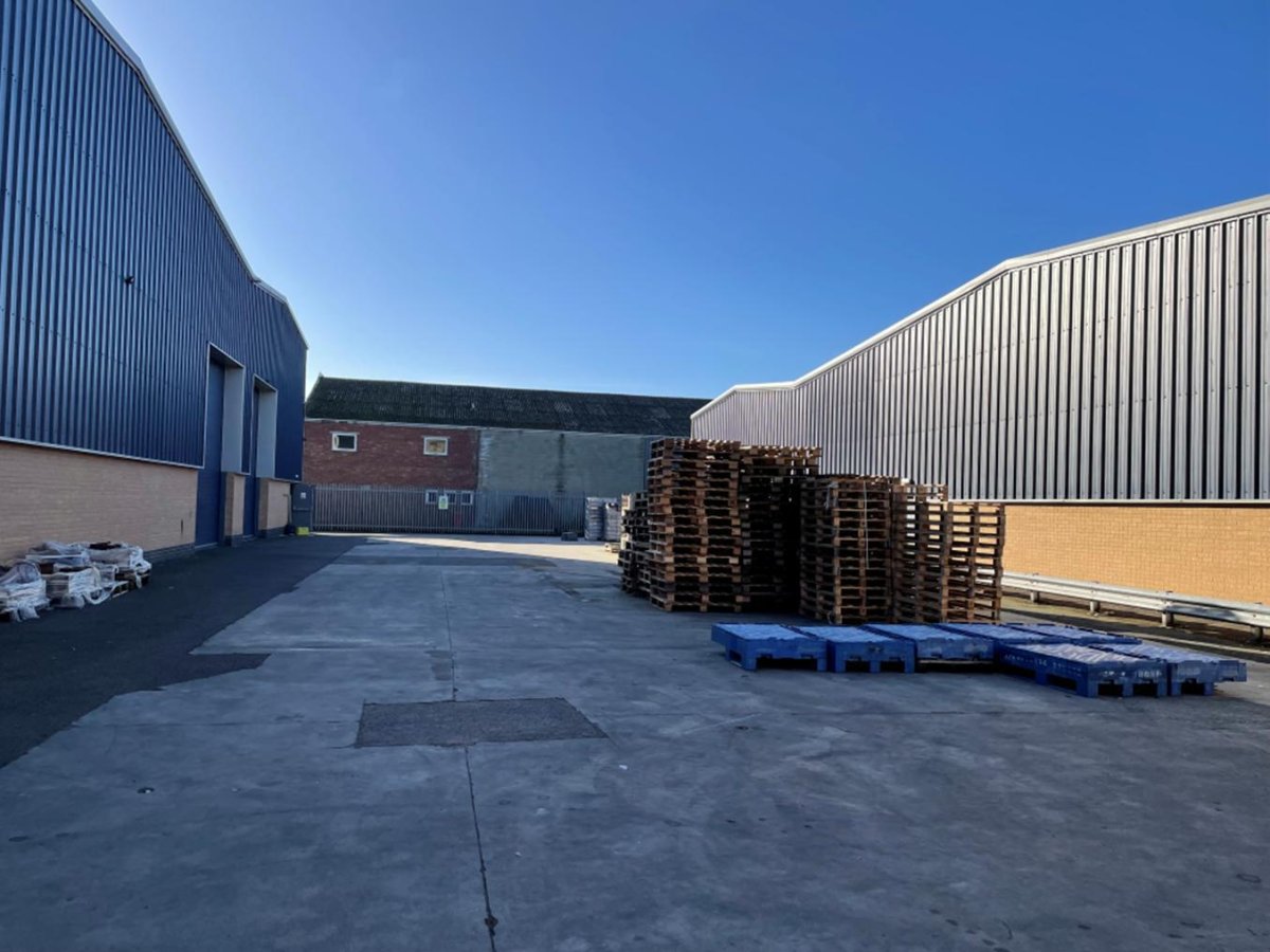 Industrial Unit in Calne - photo 4