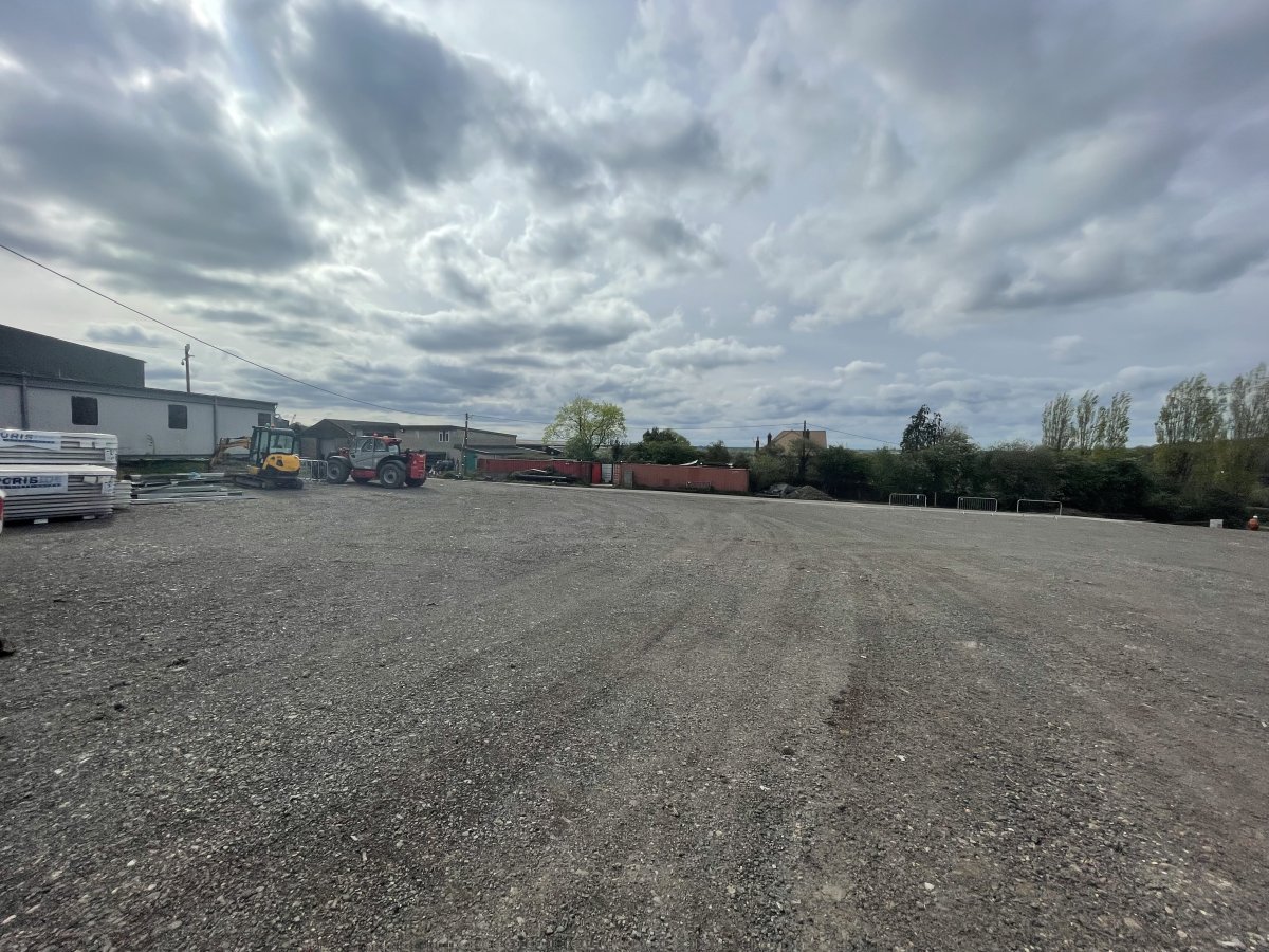 Industrial Unit in Uxbridge - photo 3