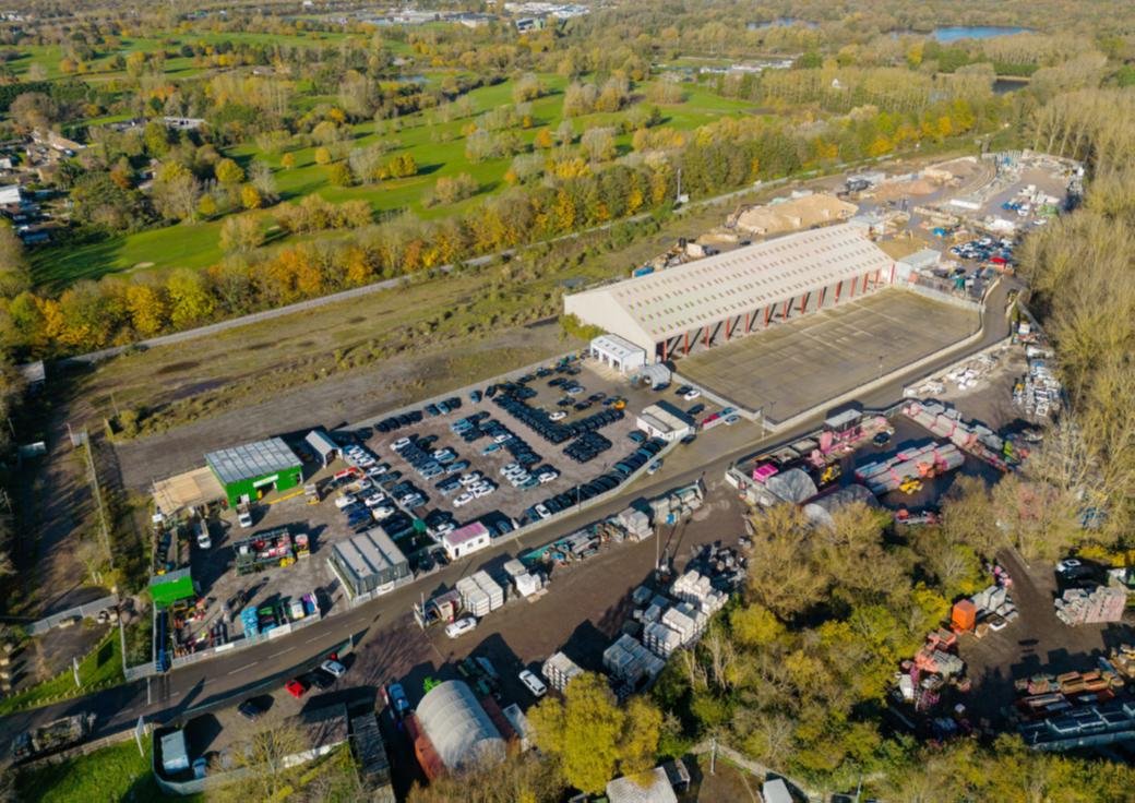 Industrial in West Drayton