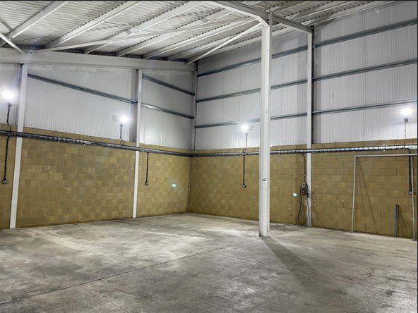Industrial Unit in Marlborough - photo 3