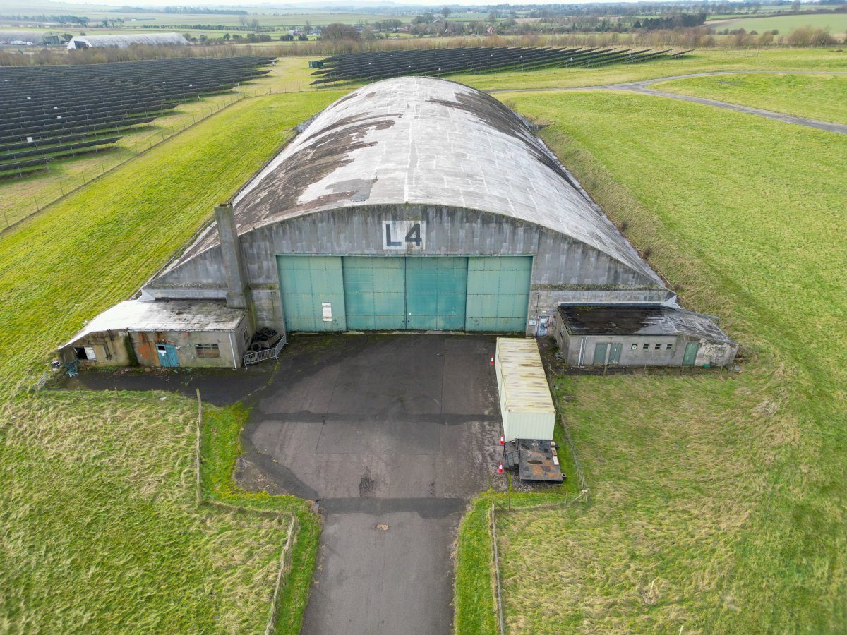 Industrial Unit in Swindon - photo 2