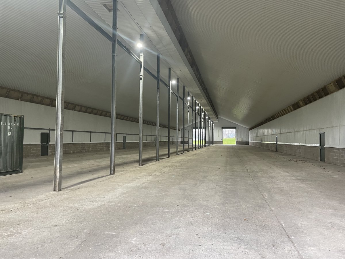 Industrial Unit in Blandford Forum - photo 2