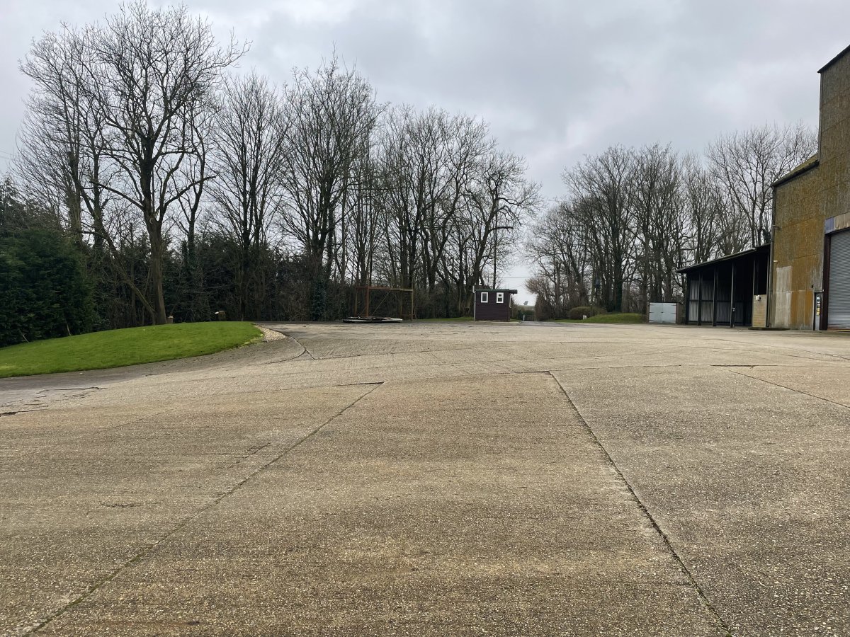 Industrial Unit in Blandford Forum - photo 4