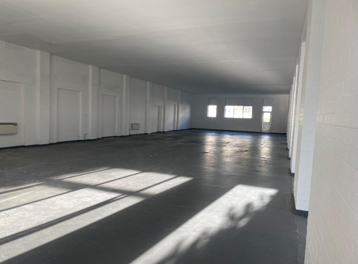 Industrial Unit in Cirencester - photo 3