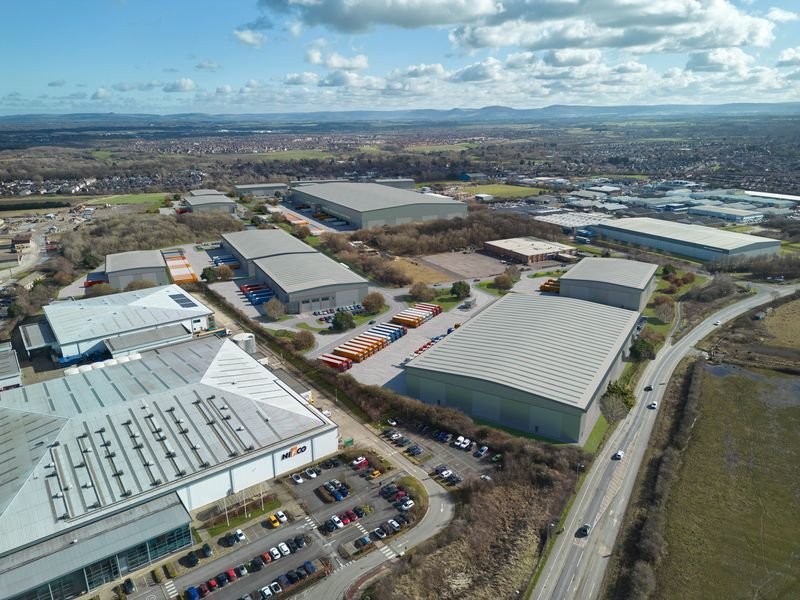 Industrial Unit in Stockton on Tees - photo 3