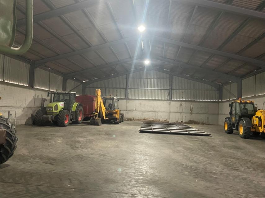 Industrial Unit in Warminster - photo 2