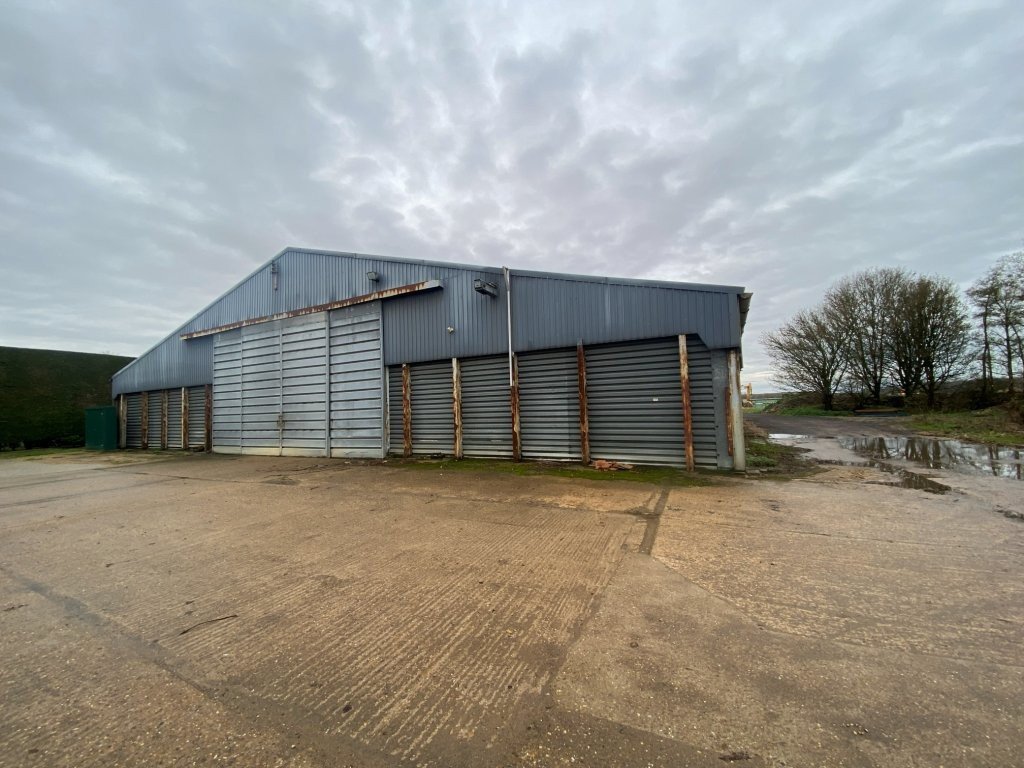 Industrial Unit in Saxmundham - photo 2