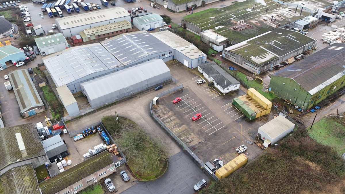 Industrial Unit in Eye - photo 4