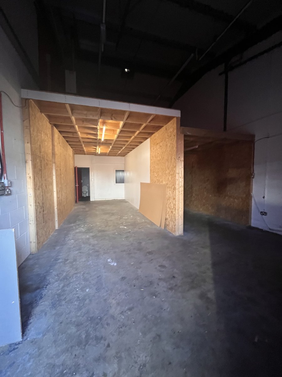 Industrial Unit in Glasgow - photo 2