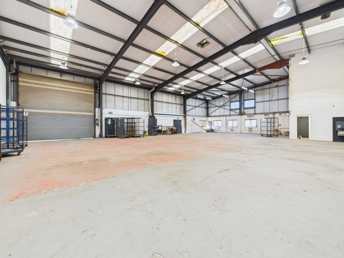 Industrial Unit in Altens Industrial Estate - photo 3