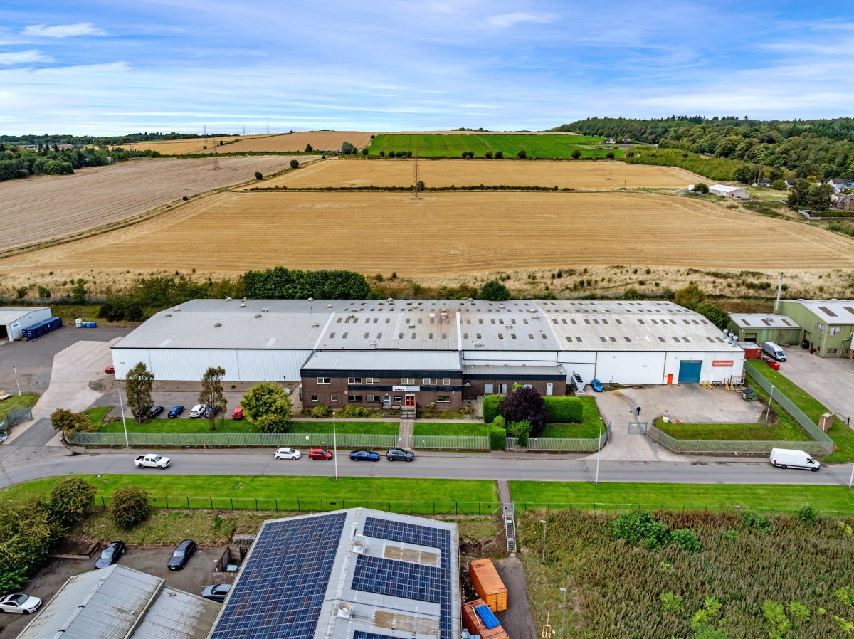 Industrial Unit in Dundee - photo 2