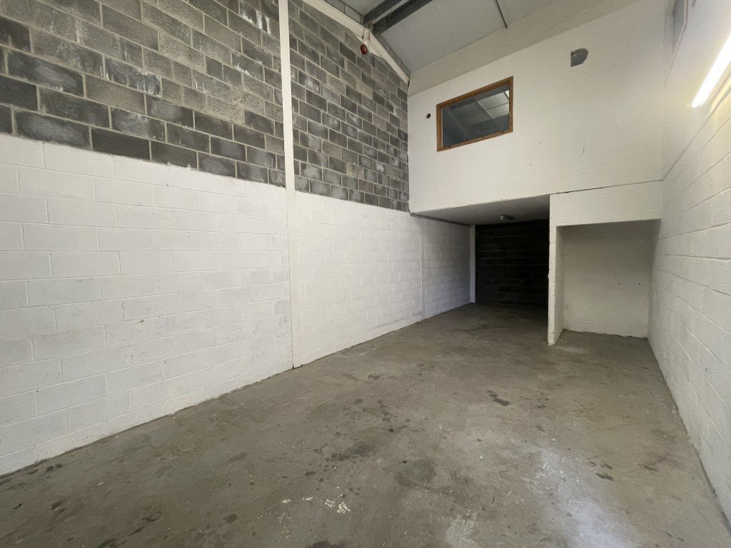 Industrial Unit in Ipplepen - photo 2