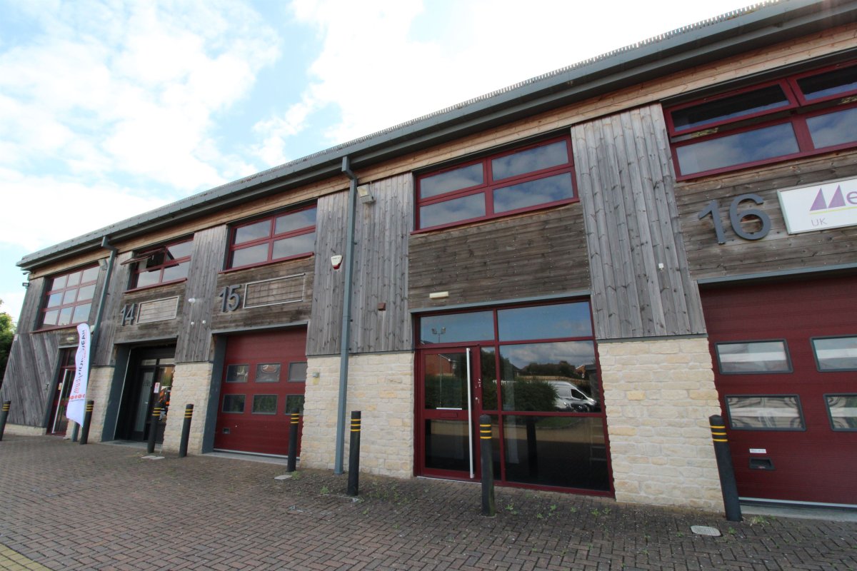 Industrial in Hinckley