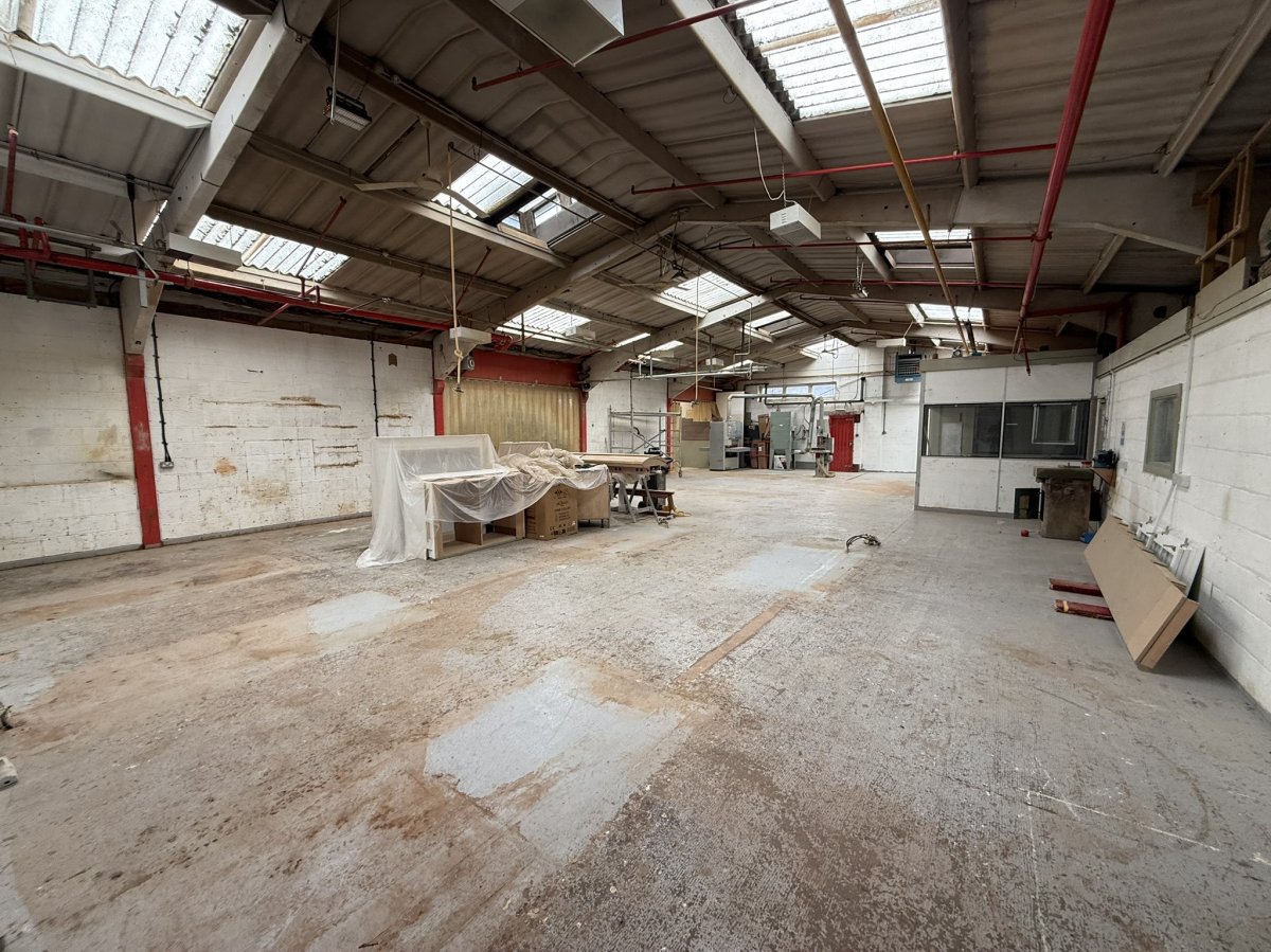 Industrial Unit in Hinckley - photo 3