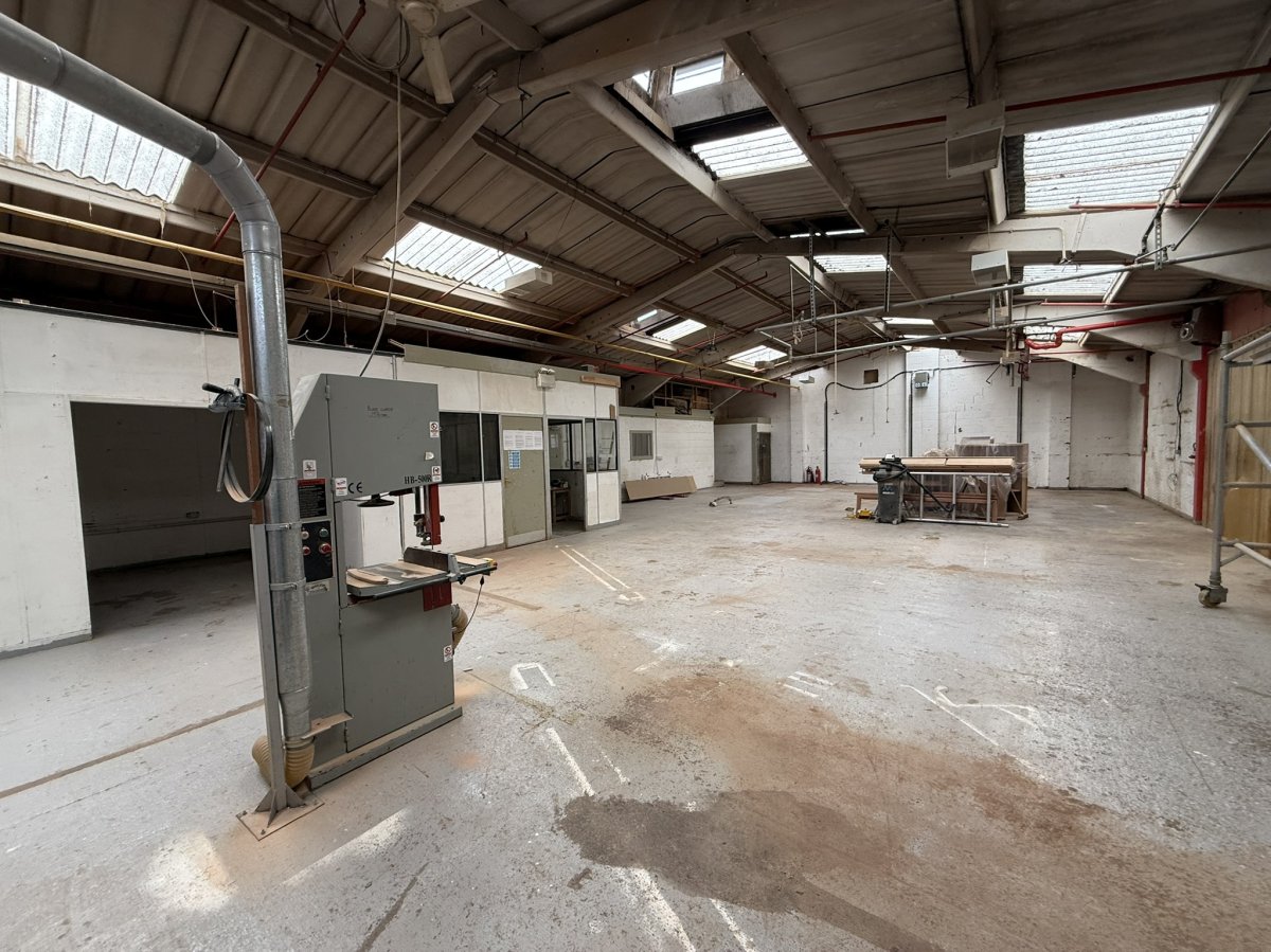 Industrial Unit in Hinckley - photo 4