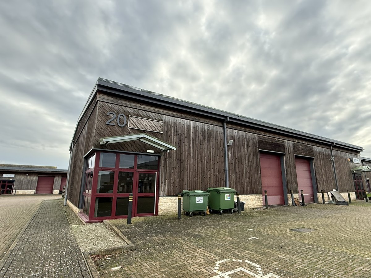Industrial in Hinckley