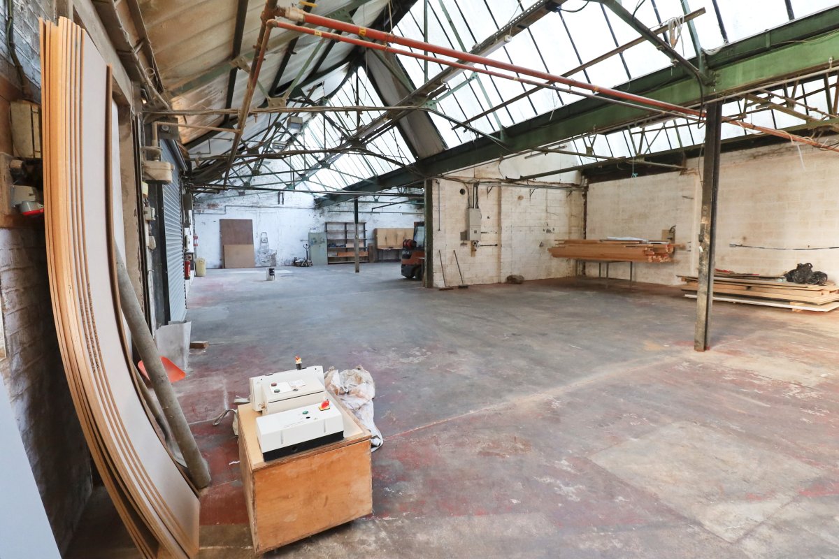 Industrial Unit in Nuneaton - photo 4