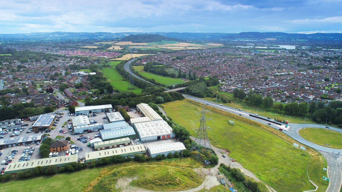 Industrial Unit in Gloucester - photo 3