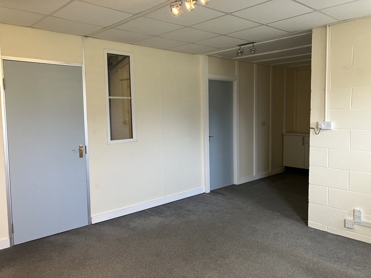 Industrial Unit in Downham Market - photo 4