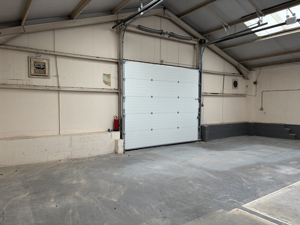 Industrial Unit in King's Lynn - photo 2