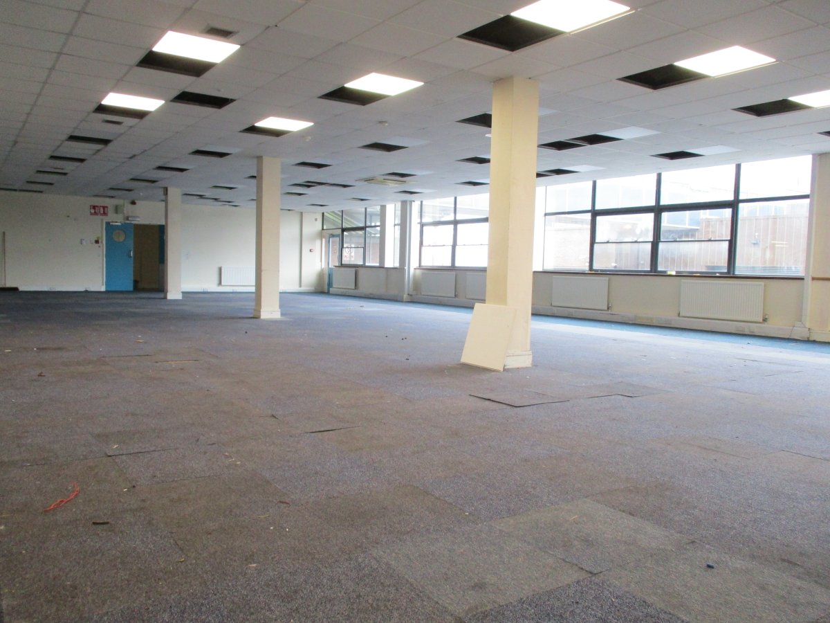 Industrial Unit in Worksop - photo 4