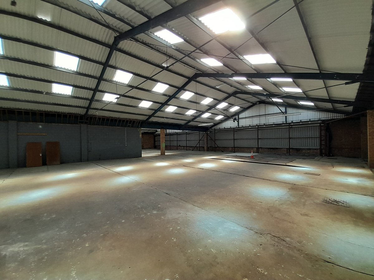 Industrial Unit in Cambridge - photo 4