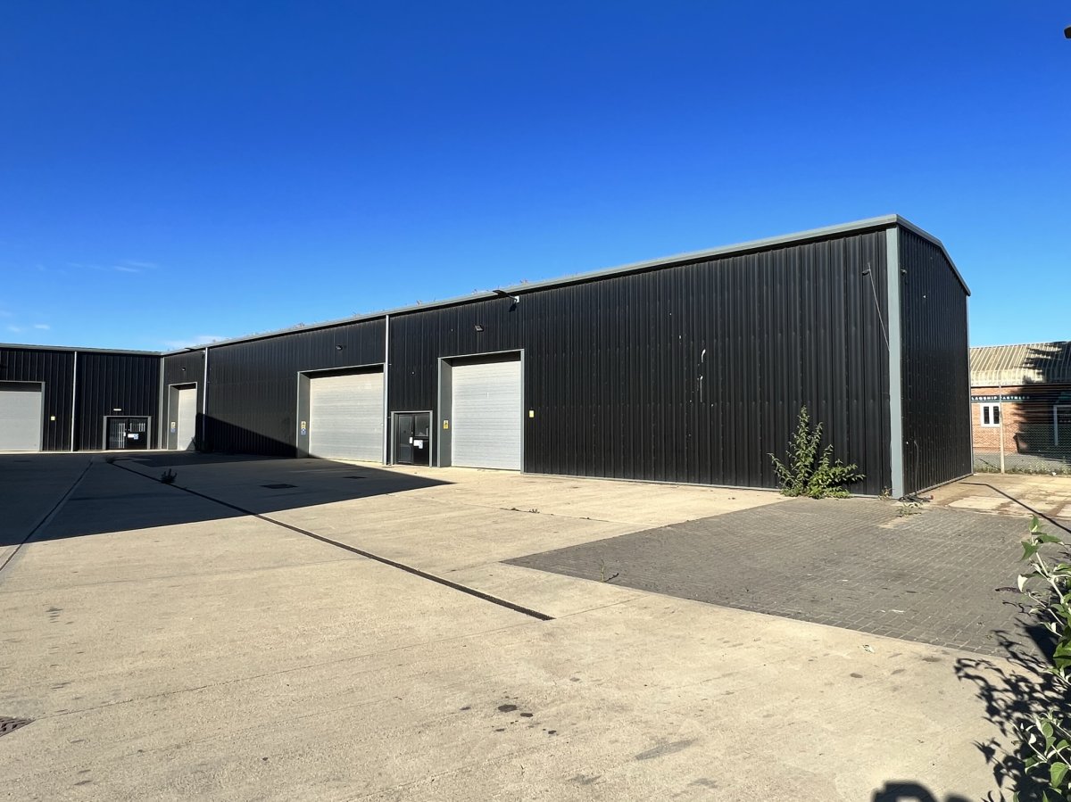 Industrial Unit in Peterborough - photo 3