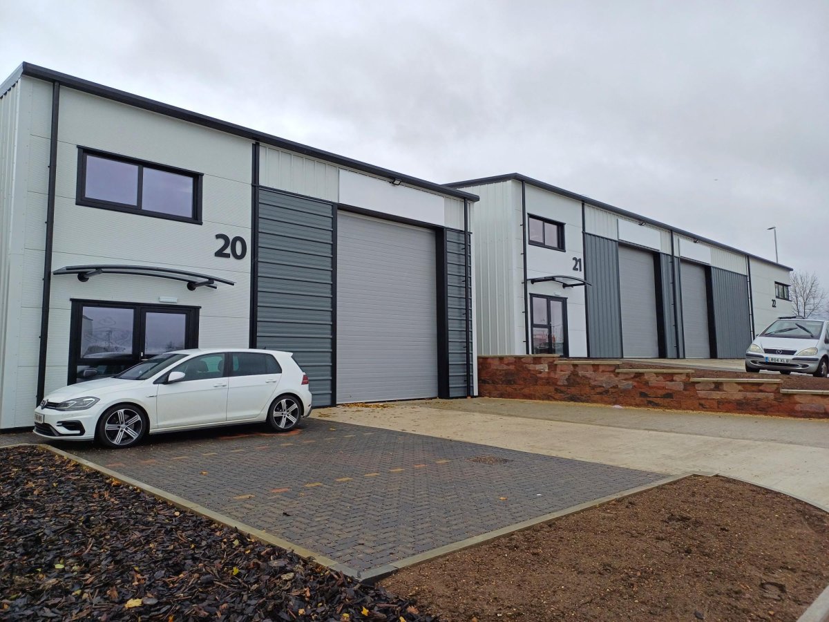Industrial Unit in Peterborough - photo 4