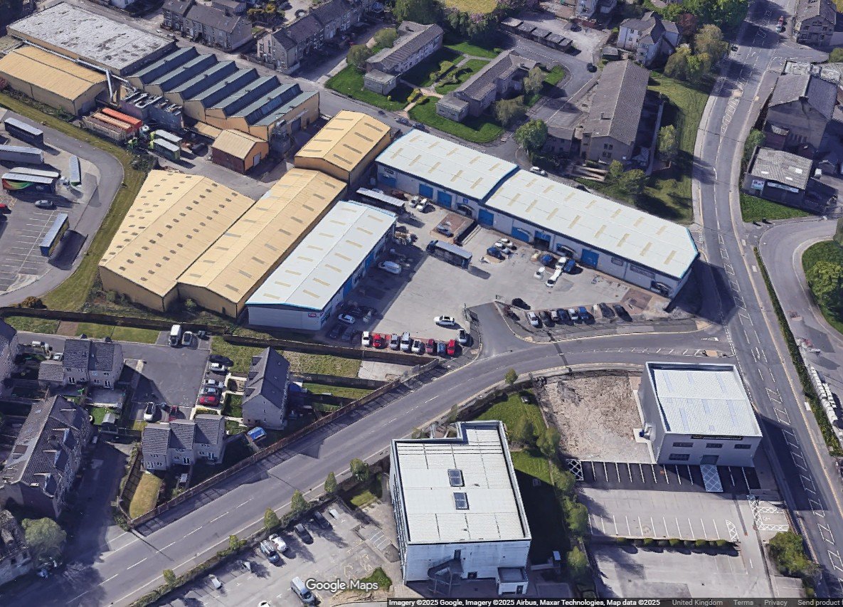 Industrial Unit in Bradford - photo 2