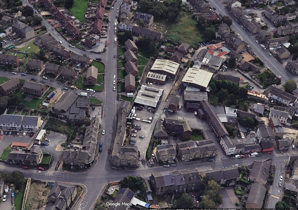 Industrial Unit in Heckmondwike - photo 2