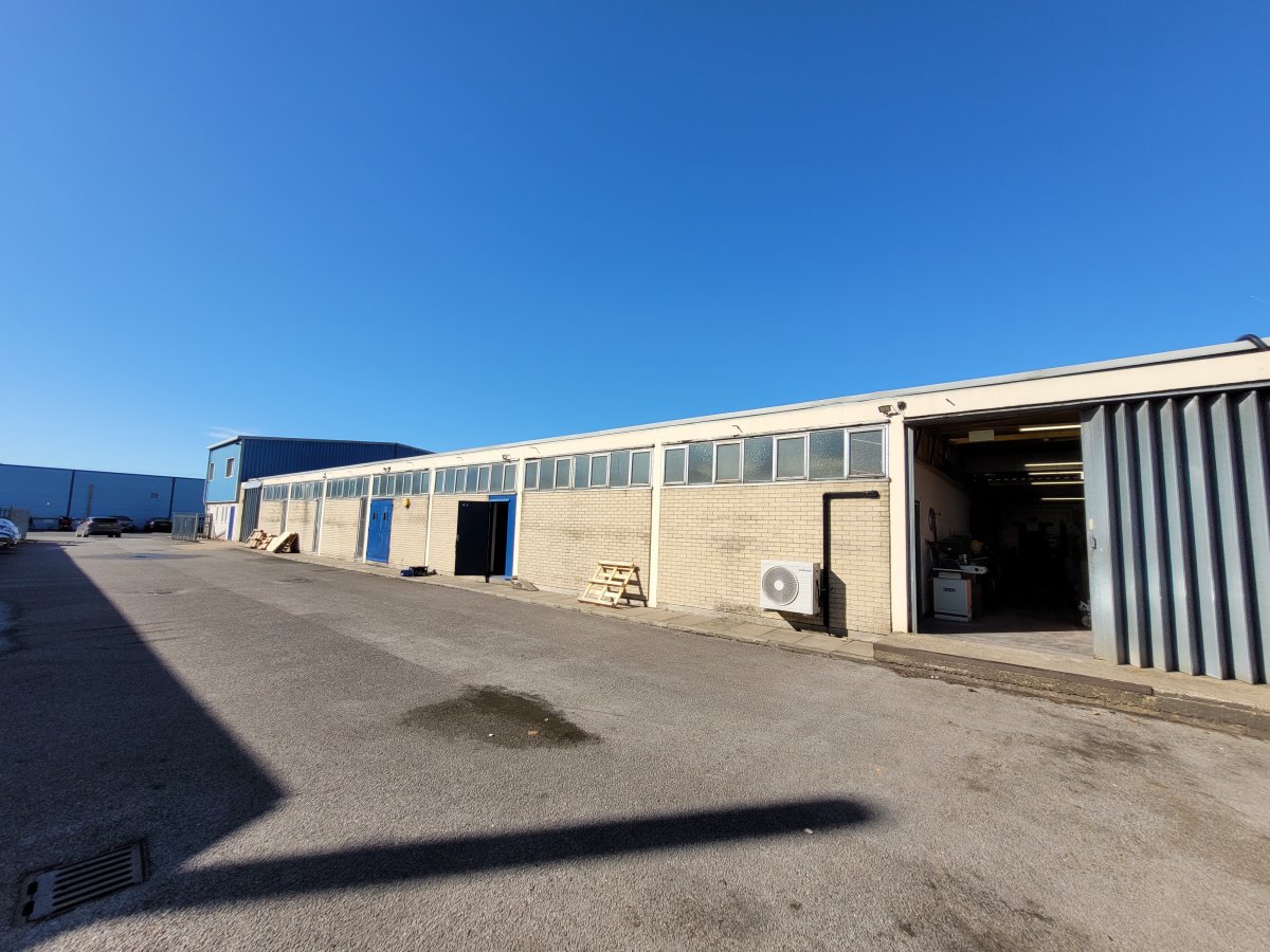 Industrial Unit in Eaton Socon - photo 4