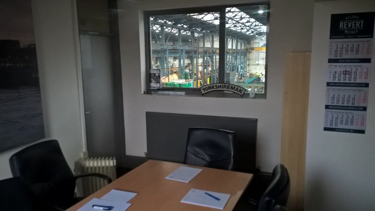 Industrial Unit in Sheffield - photo 2