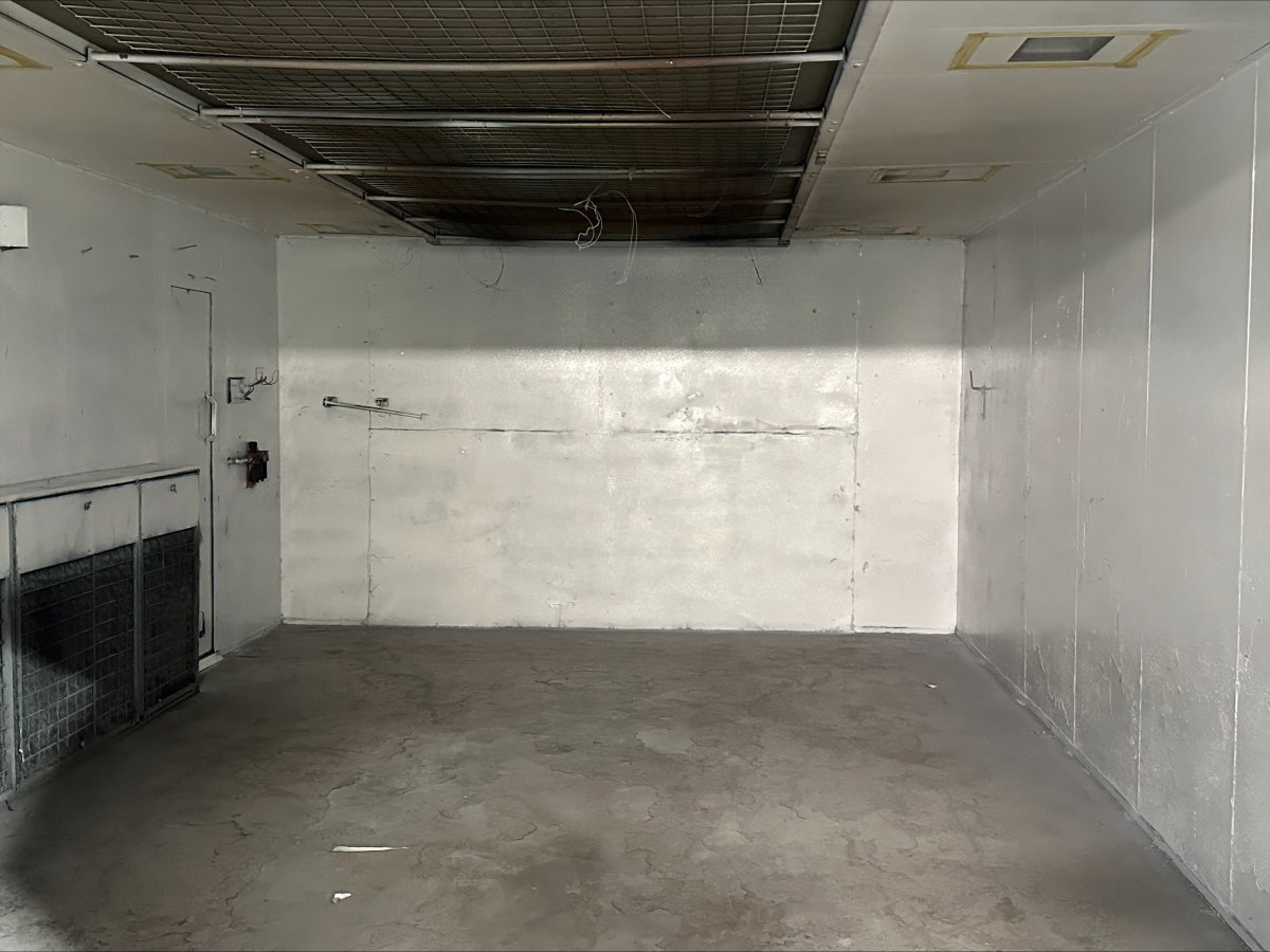 Industrial Unit in Sheffield - photo 4
